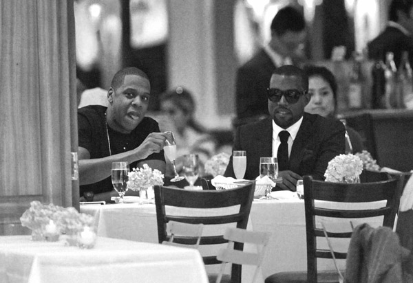 kanye-west-jay-z-dinner-at-nellos kanye-west-jay-z-dinner-at-nellos